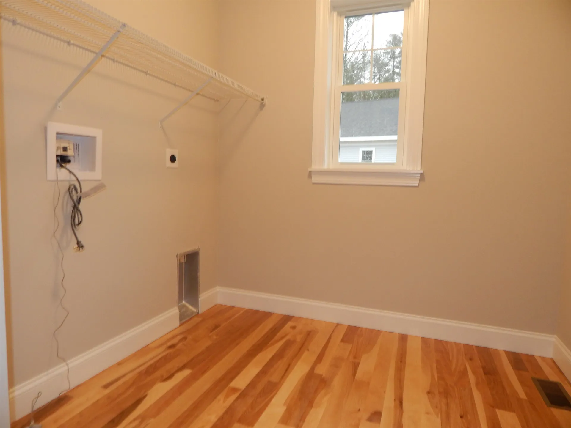 9 Rose Fountain Lane Hampton NH 03842