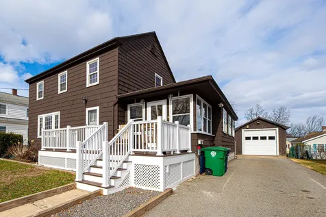 39 Russell Street Nashua NH 03060