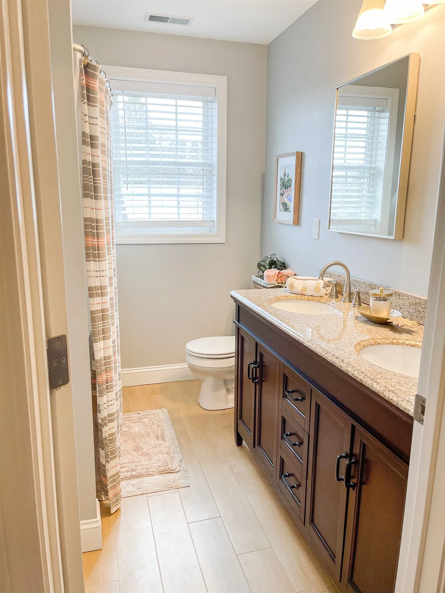 12 Everett Street Derry NH 03038