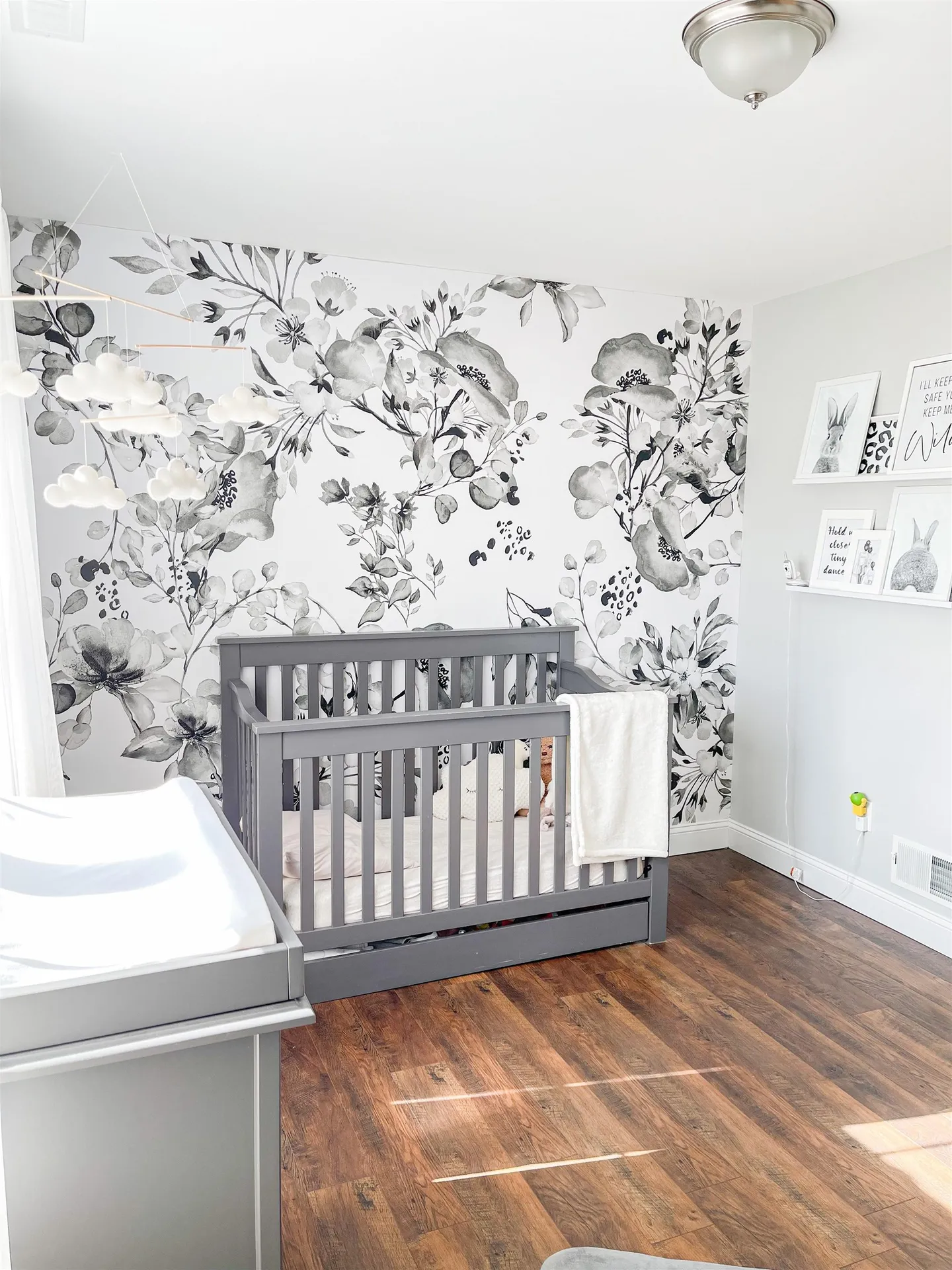 12 Everett Street Derry NH 03038