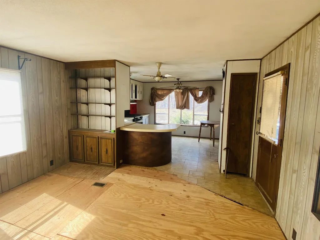 4 Village Drive Brattleboro VT 05301
