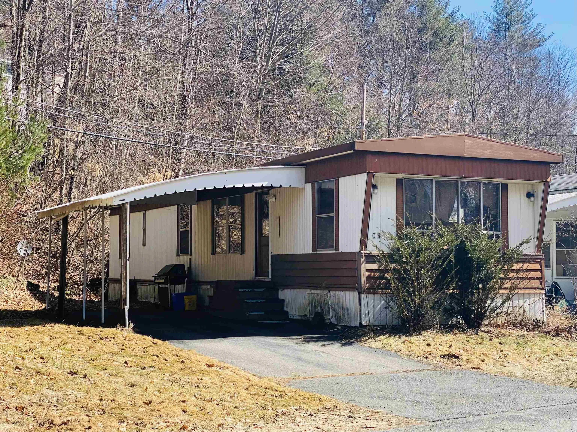 4 Village Drive Brattleboro VT 05301