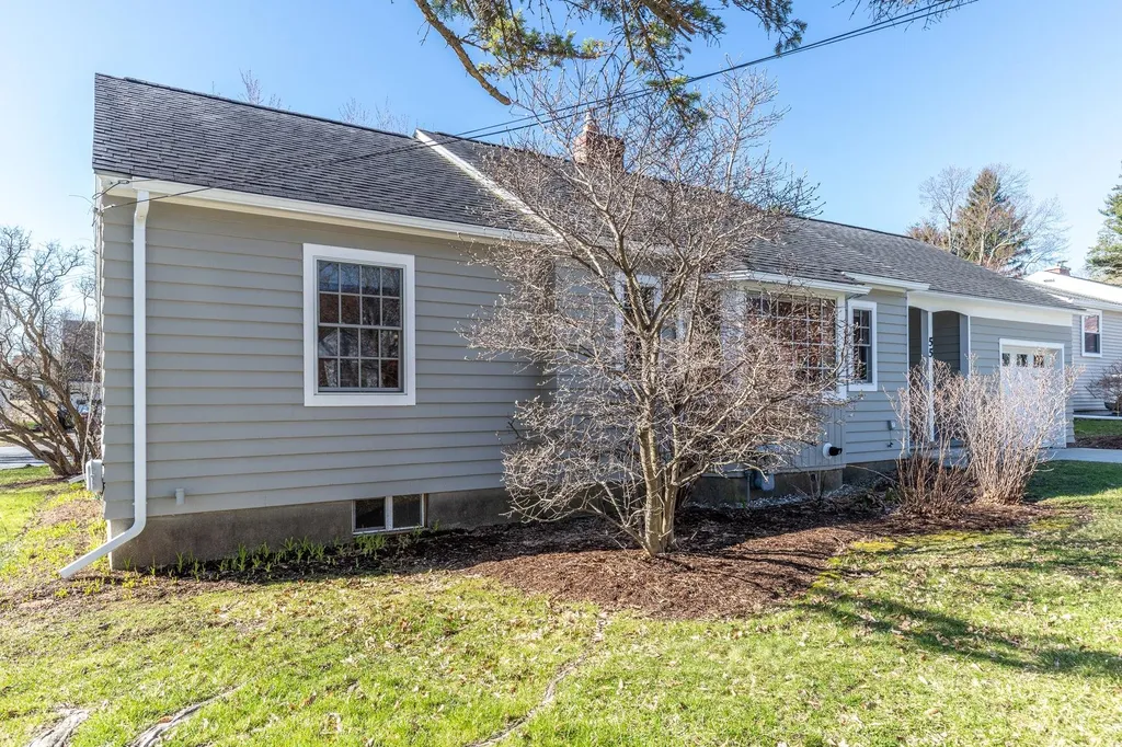 55 Bilodeau Court Burlington VT 05401