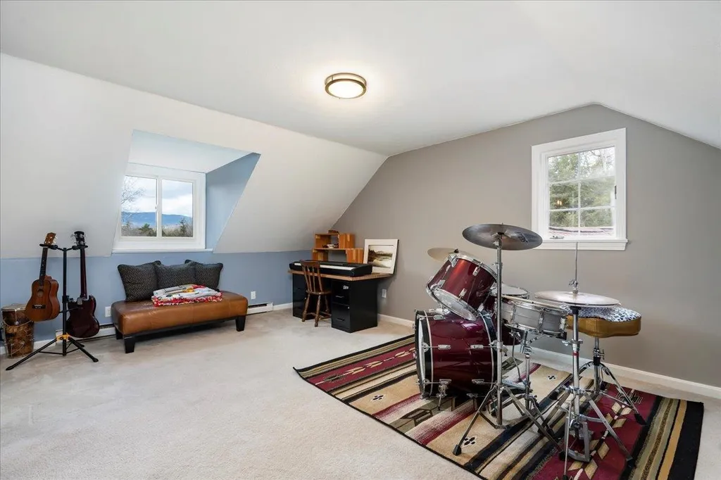 165 Crestview Drive Jaffrey NH 03452