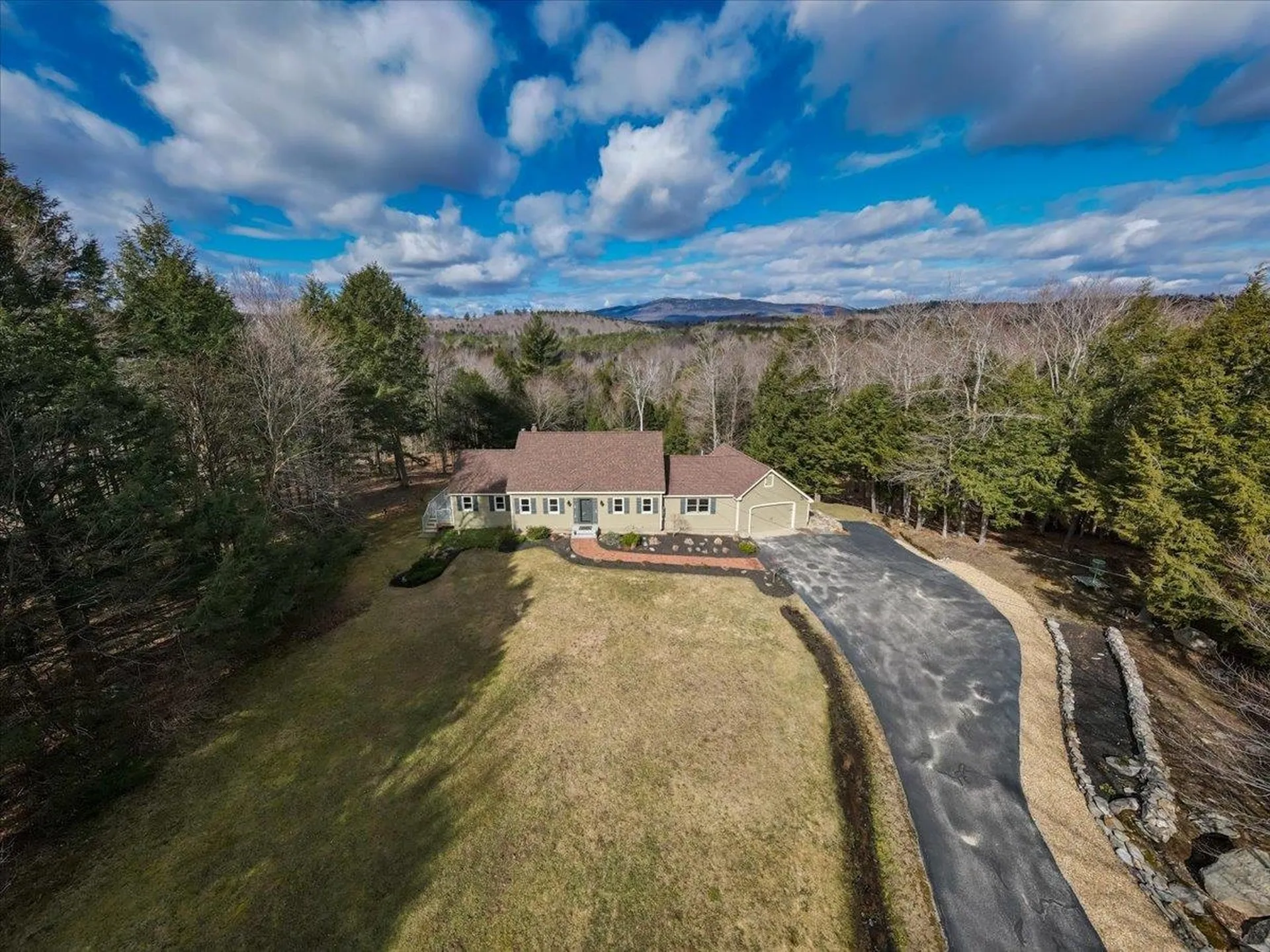 165 Crestview Drive Jaffrey NH 03452