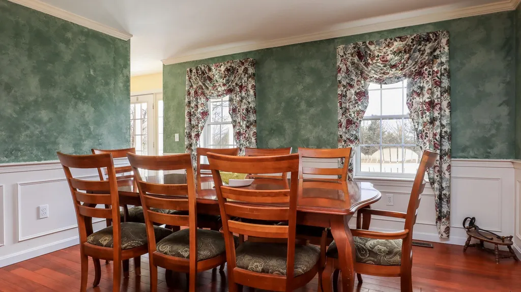 11 Bear Run Drive Litchfield NH 03052