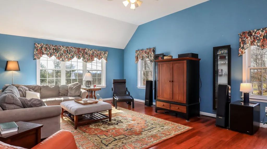 11 Bear Run Drive Litchfield NH 03052