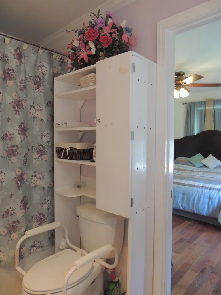 3 Dearborn Circle Walpole NH 03608