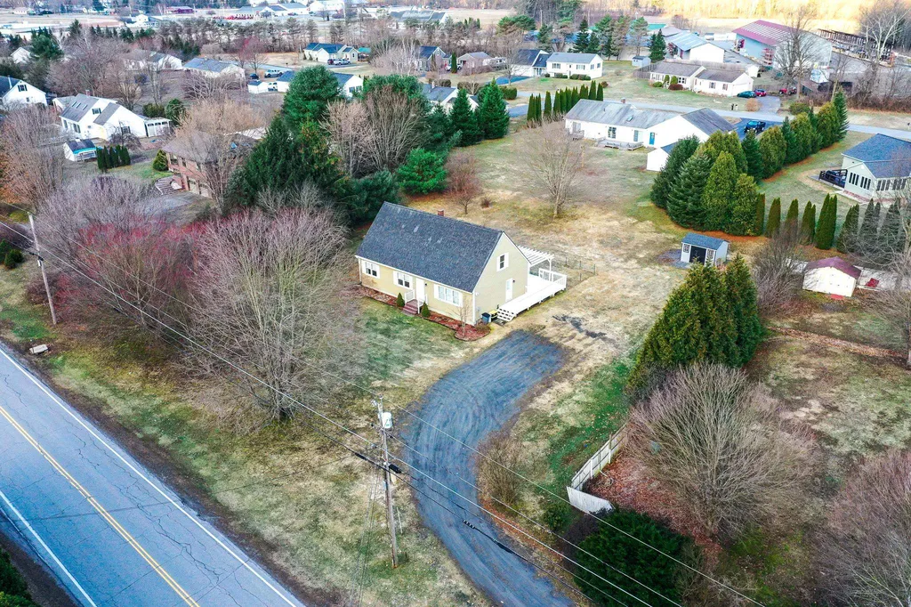 3 Dearborn Circle Walpole NH 03608
