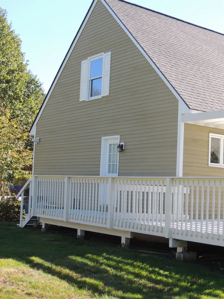 3 Dearborn Circle Walpole NH 03608