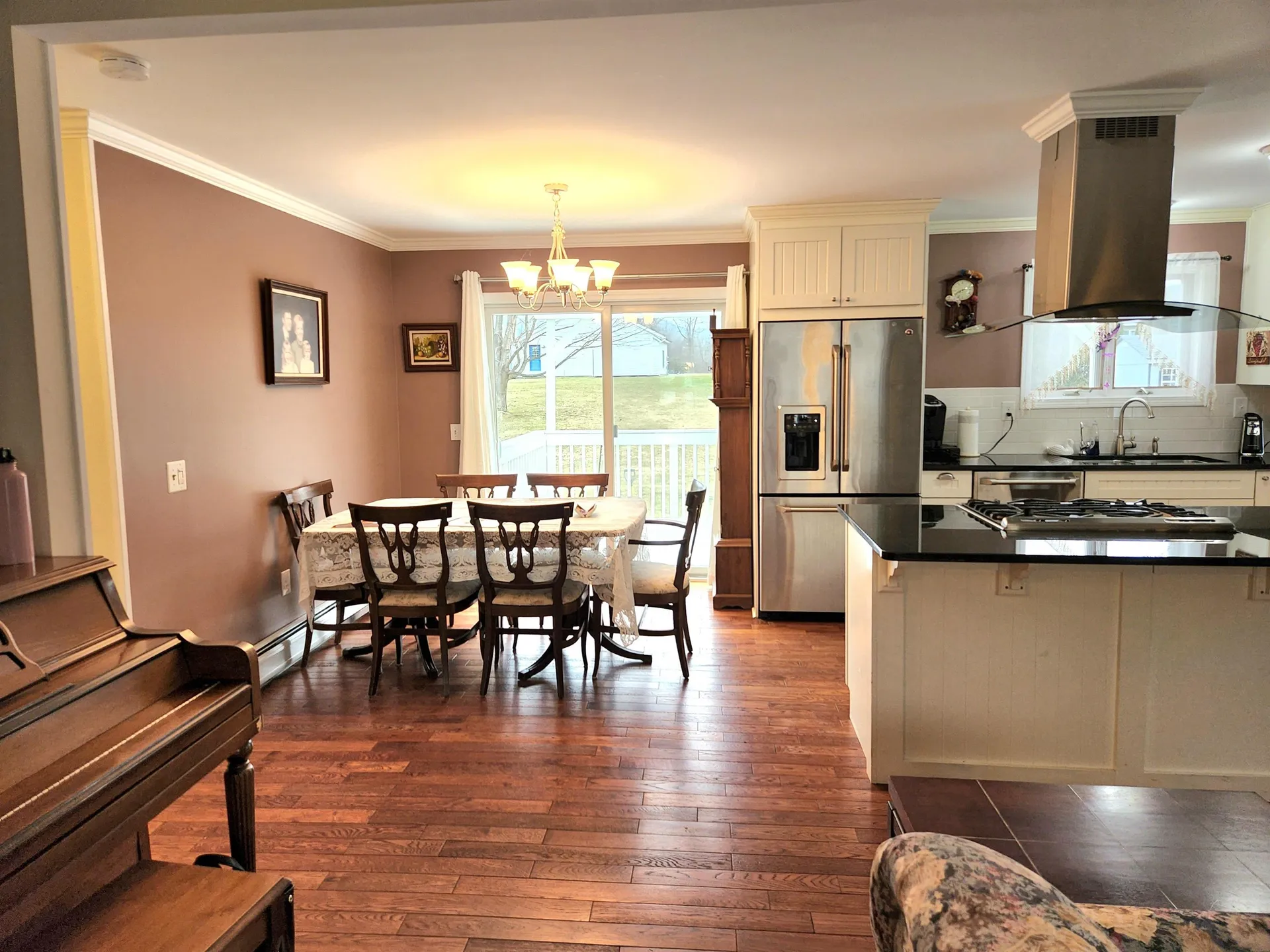 3 Dearborn Circle Walpole NH 03608