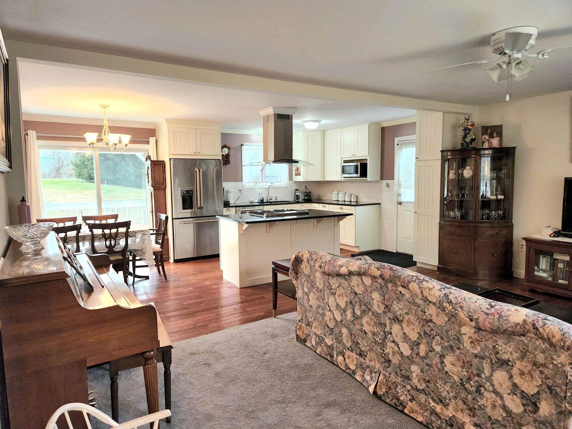 3 Dearborn Circle Walpole NH 03608