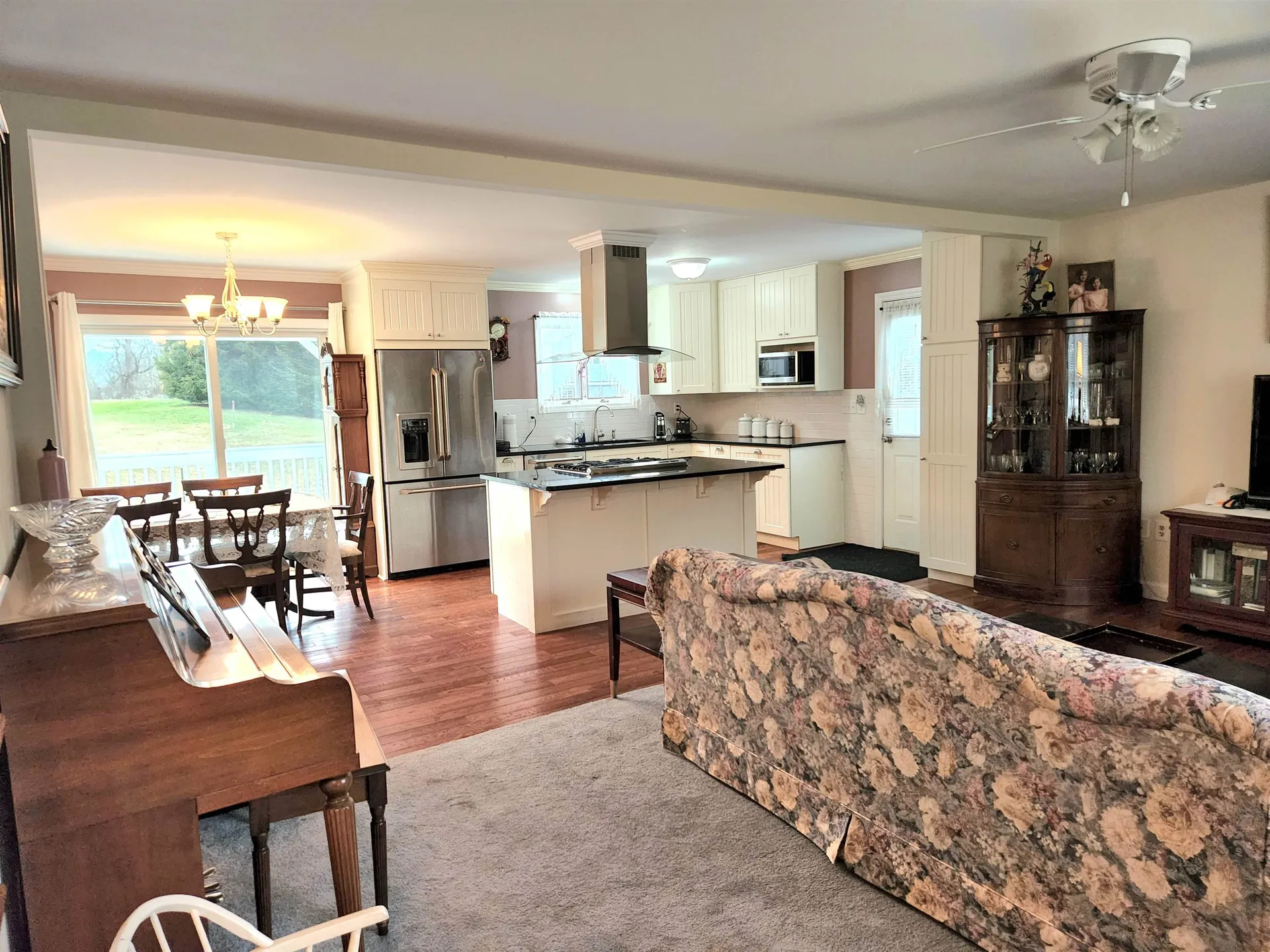 3 Dearborn Circle Walpole NH 03608