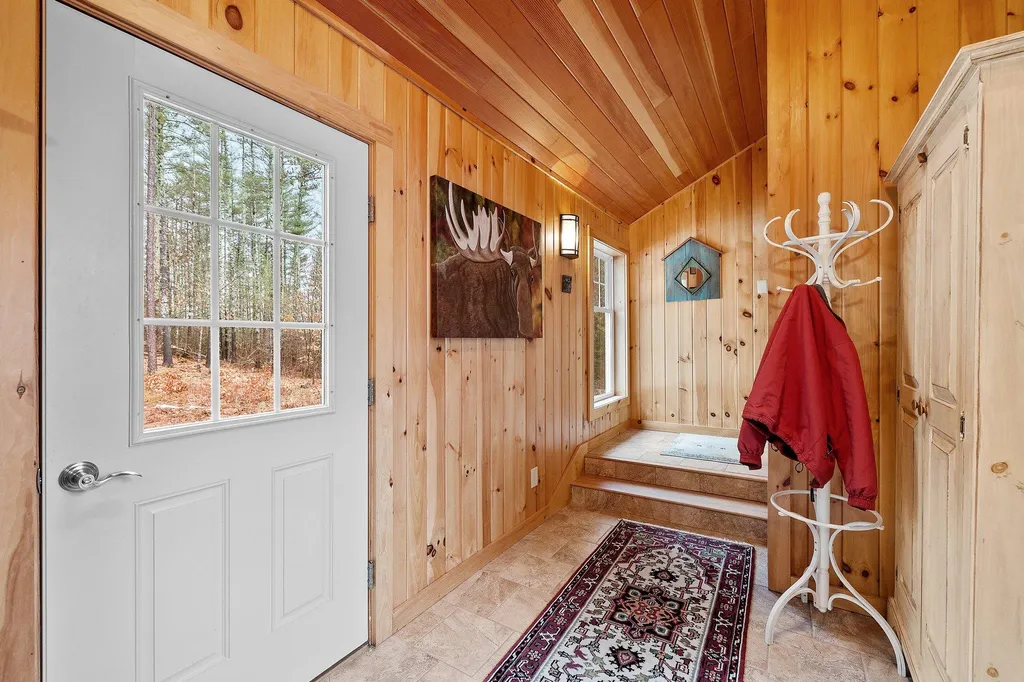 255 Meredith Center Road Meredith NH 03253