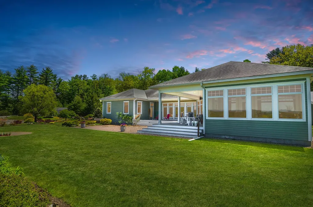 255 Meredith Center Road Meredith NH 03253