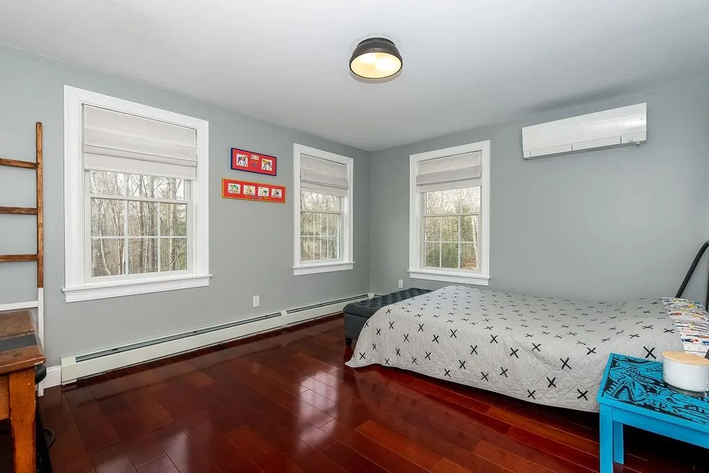 17 Lupine Lane Rochester NH 03868