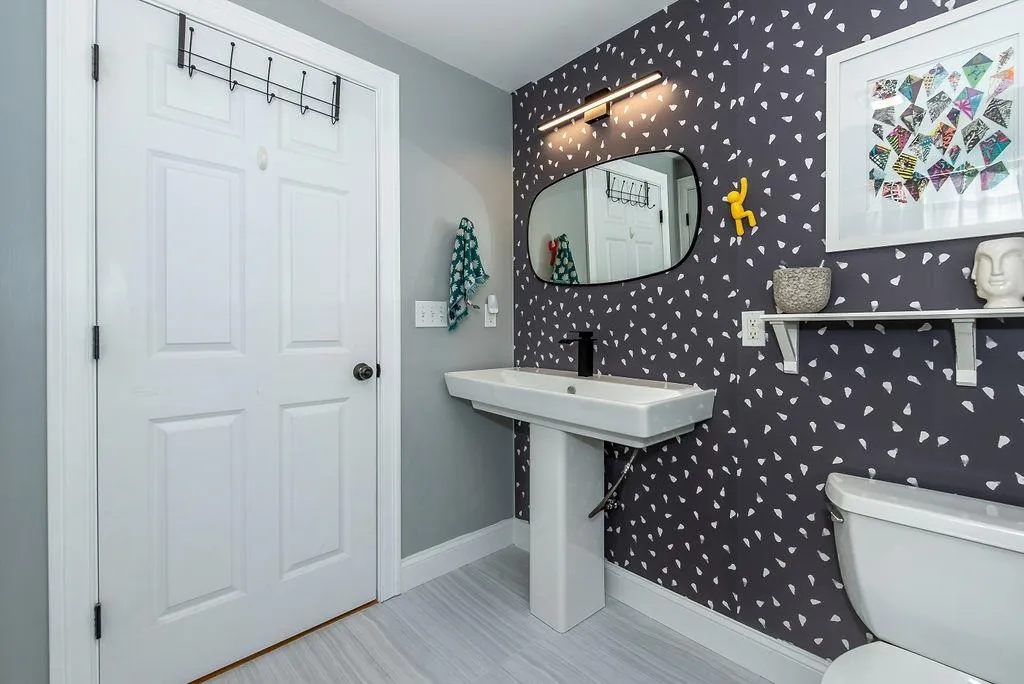 17 Lupine Lane Rochester NH 03868