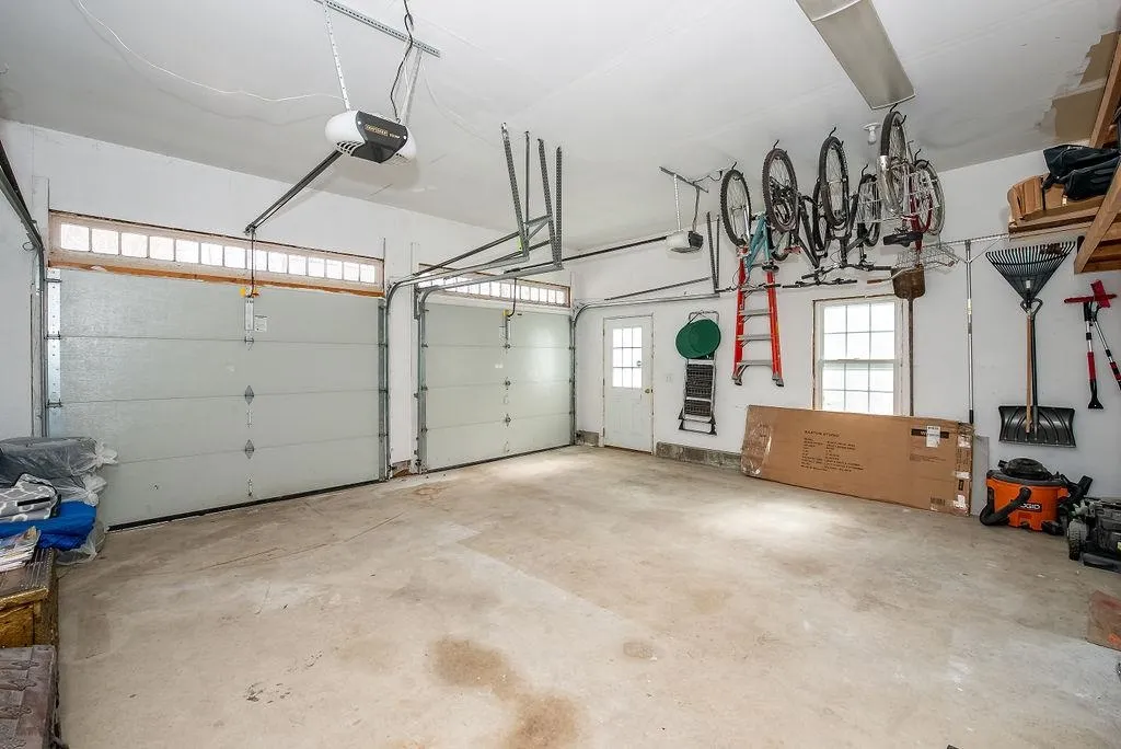 17 Lupine Lane Rochester NH 03868