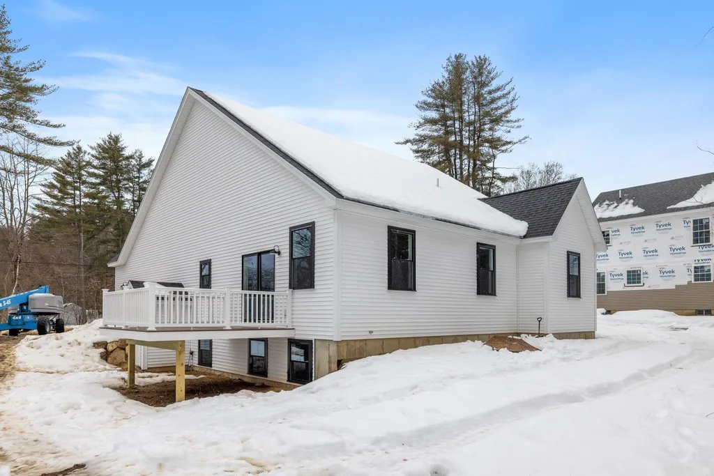14 Ashuelot Drive Tilton NH 03276