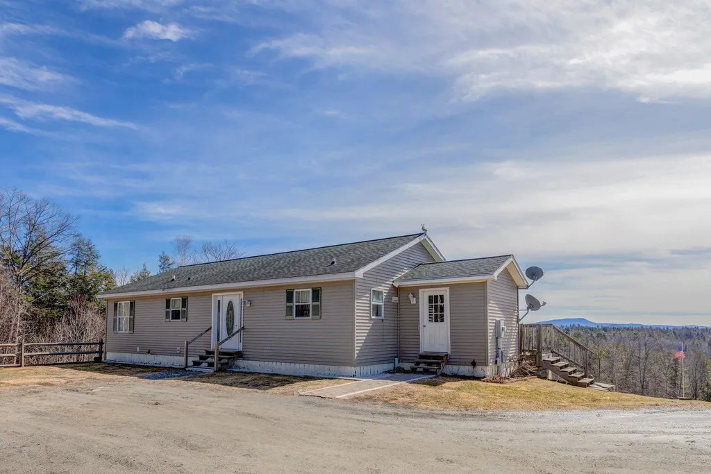 494 Tarbox Road Bradford VT 05033