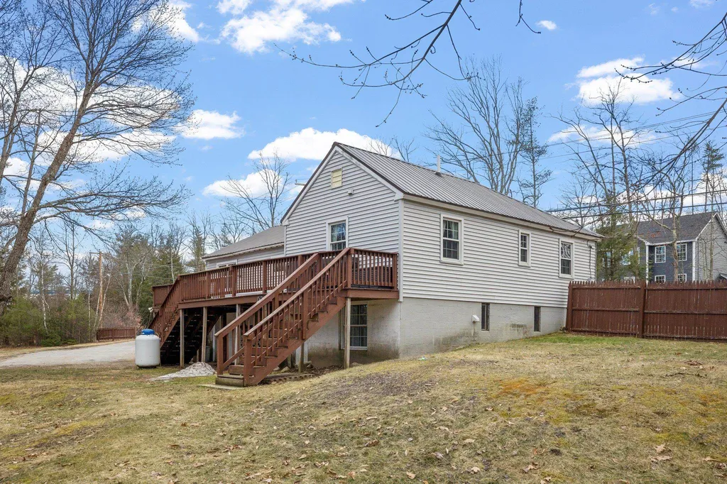 46 Water Street Boscawen NH 03303
