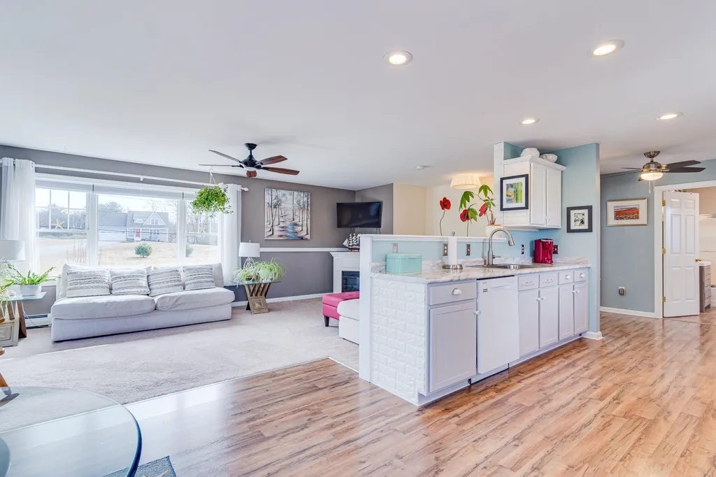 213 Green Street Somersworth NH 03878