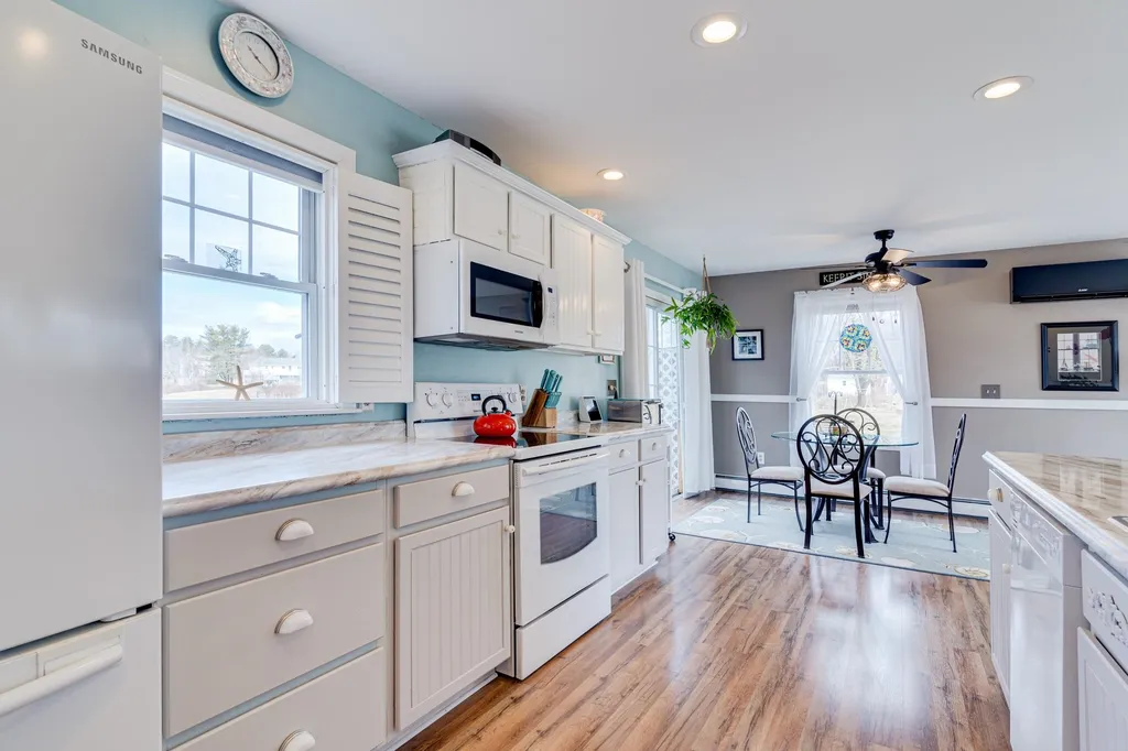 213 Green Street Somersworth NH 03878