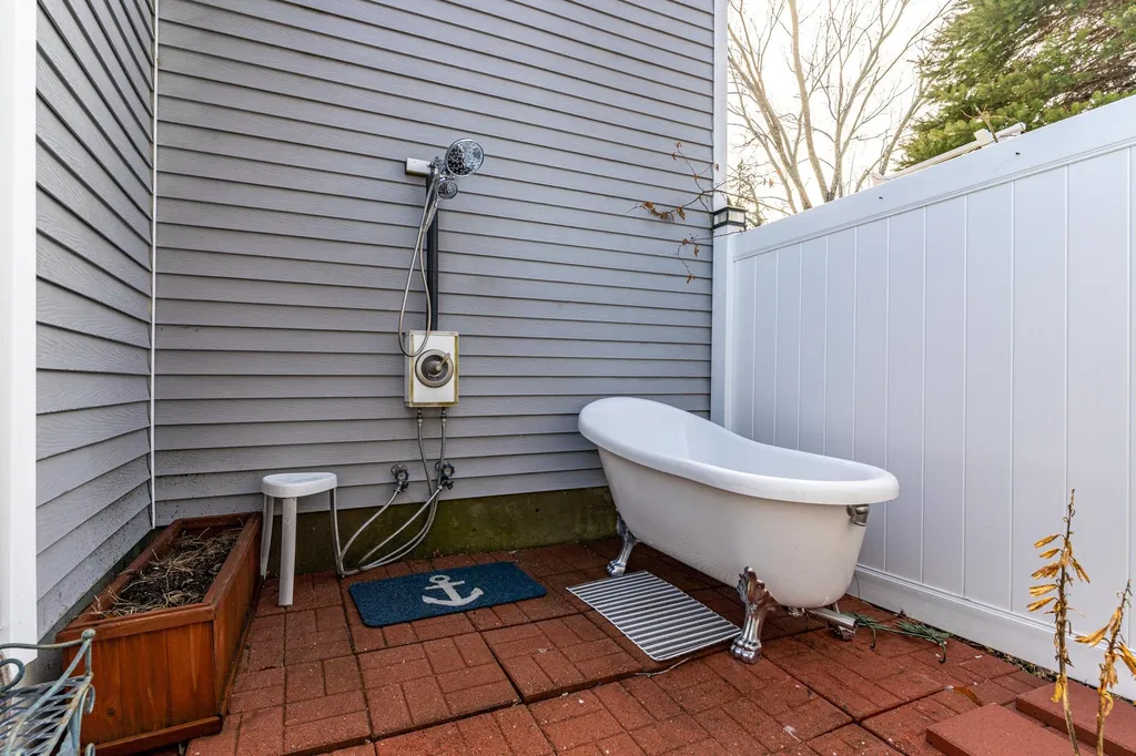 213 Green Street Somersworth NH 03878