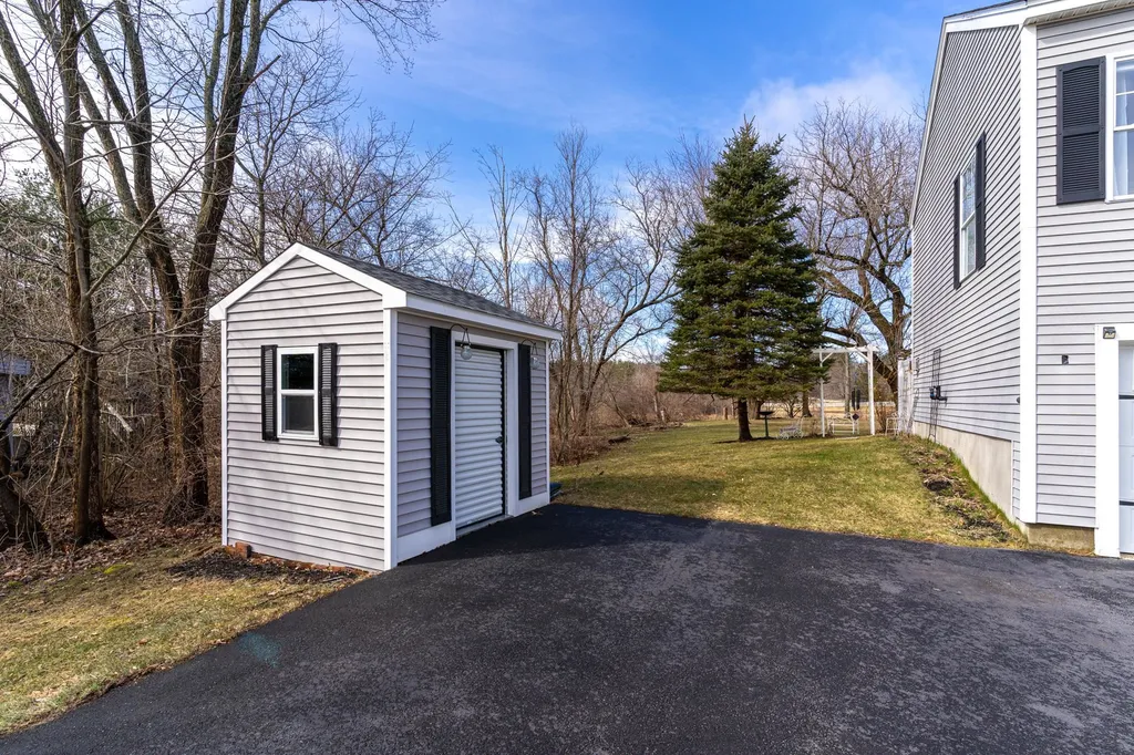 213 Green Street Somersworth NH 03878