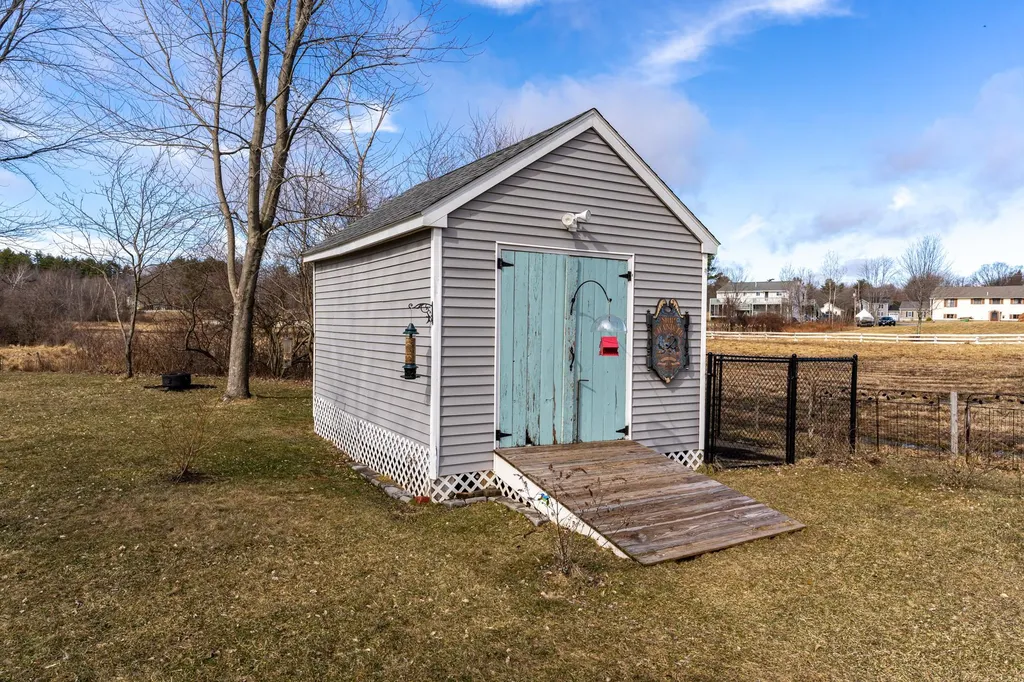 213 Green Street Somersworth NH 03878