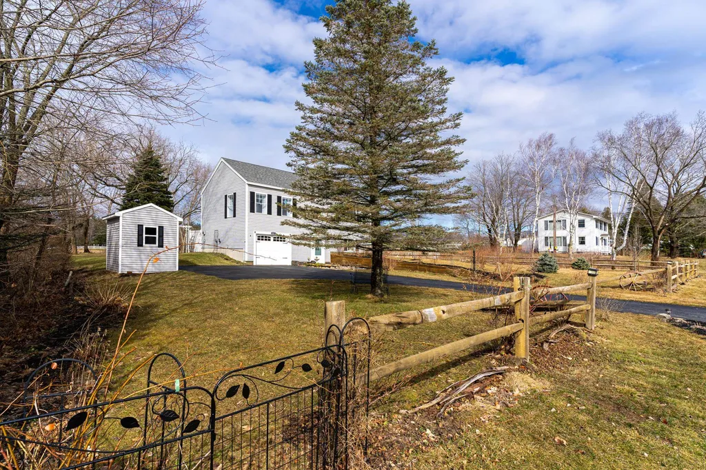 213 Green Street Somersworth NH 03878