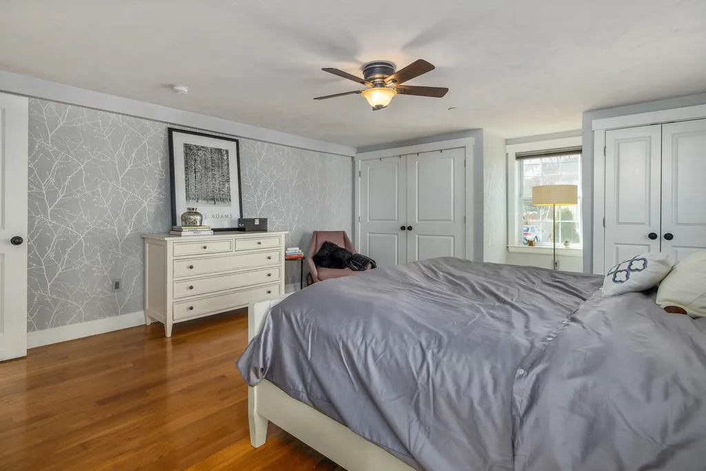 21 Brewster Street Portsmouth NH 03801