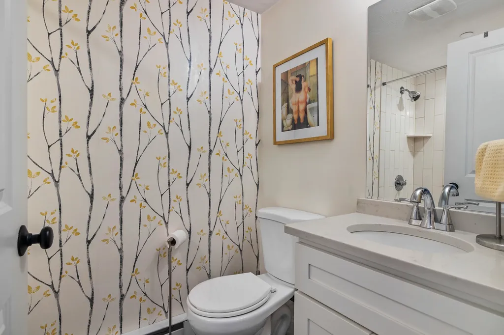 21 Brewster Street Portsmouth NH 03801