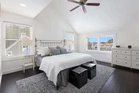 21 Quarry Road Sunapee NH 03782
