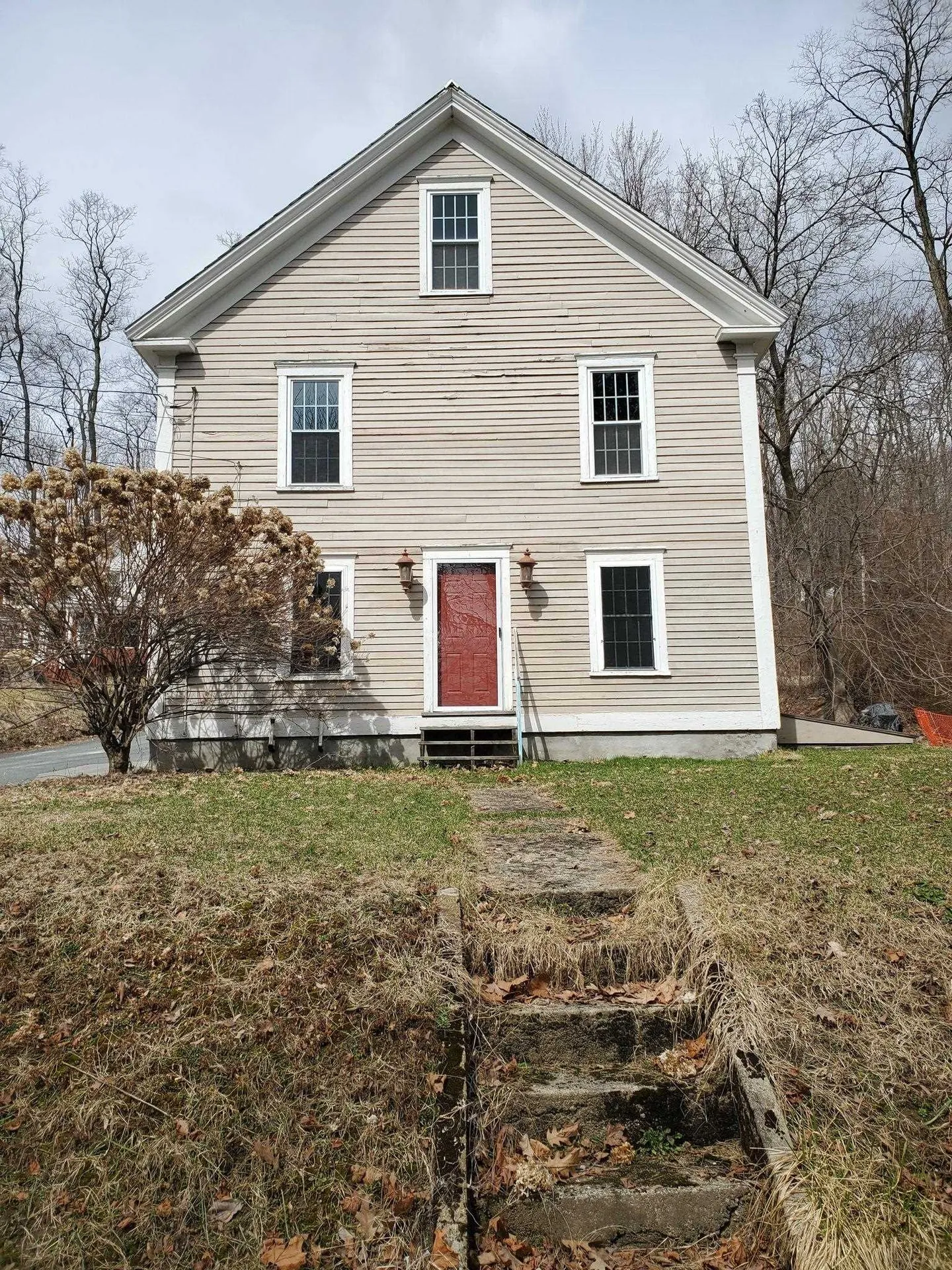 6 Spring Street Hinsdale NH 03451
