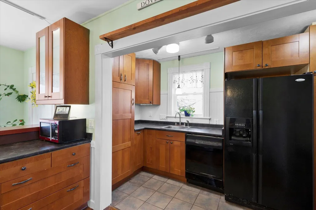 114 Broadway Dover NH 03820
