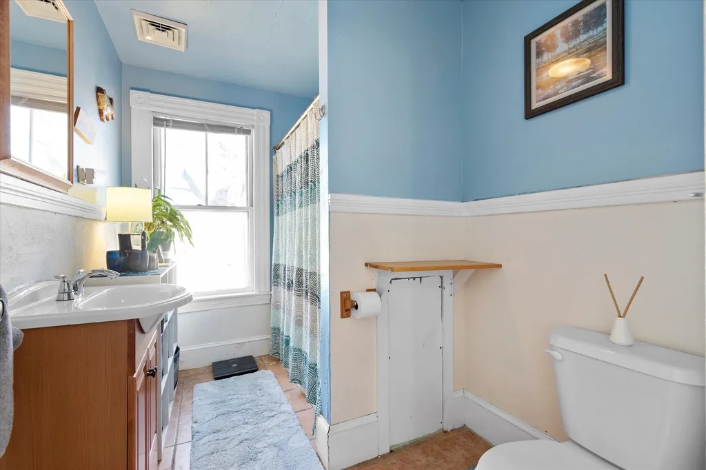 114 Broadway Dover NH 03820