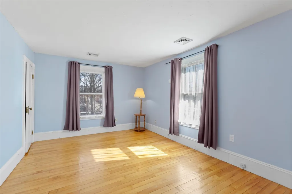 114 Broadway Dover NH 03820