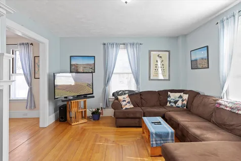 114 Broadway Dover NH 03820