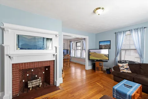 114 Broadway Dover NH 03820