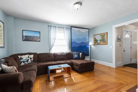 114 Broadway Dover NH 03820