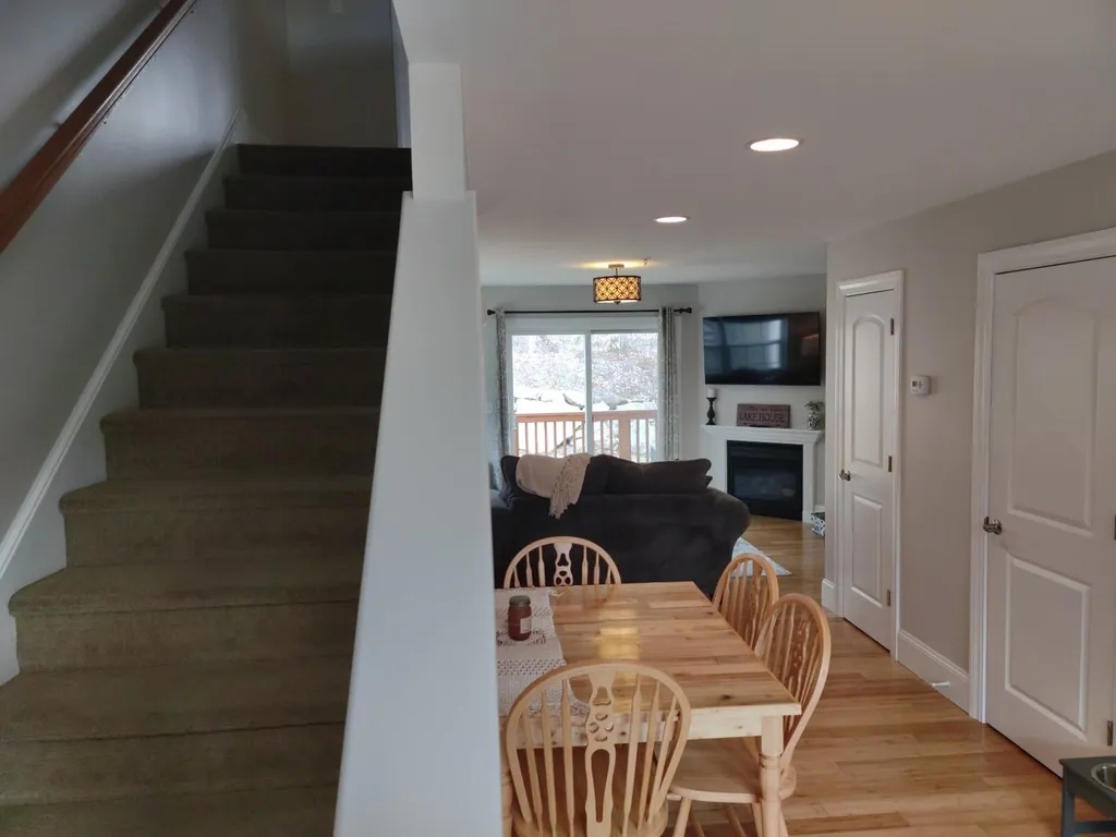 69 Breckenridge Way Laconia NH 03246