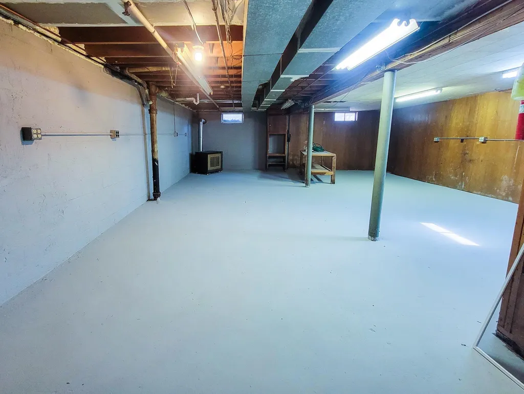 13 Bernard Street Winooski VT 05404