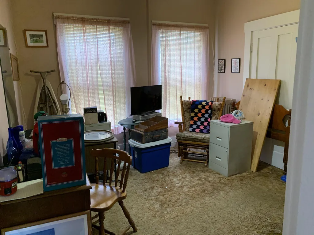 68 Dawson Street Milton NH 03851