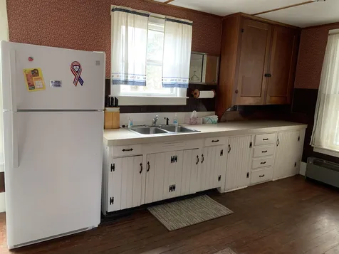 68 Dawson Street Milton NH 03851