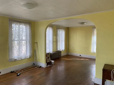 68 Dawson Street Milton NH 03851