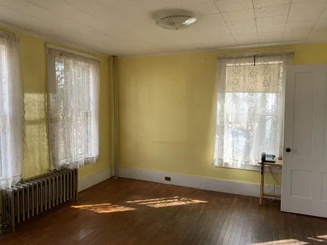 68 Dawson Street Milton NH 03851