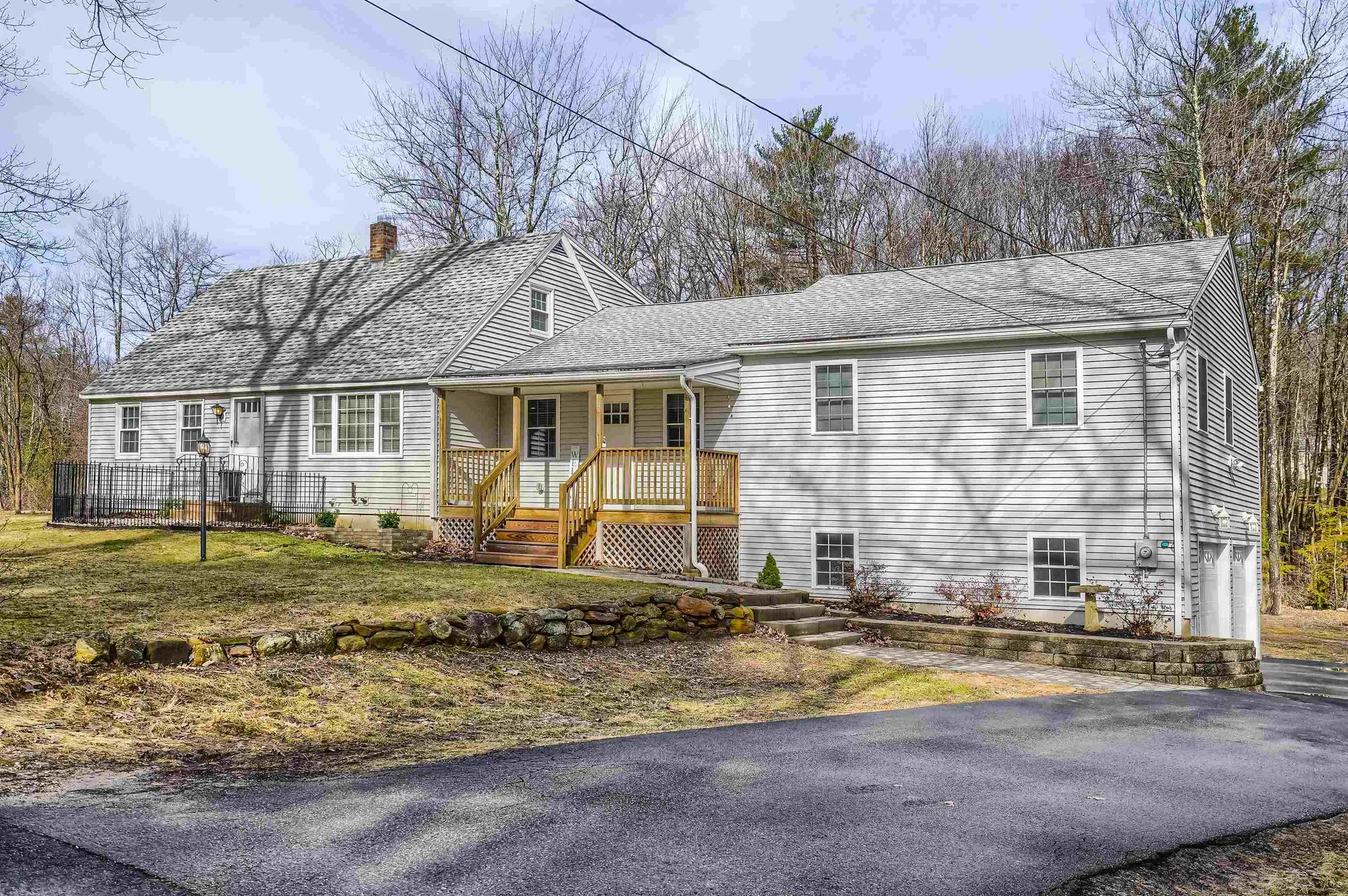 13 Roy Road Hooksett NH 03106
