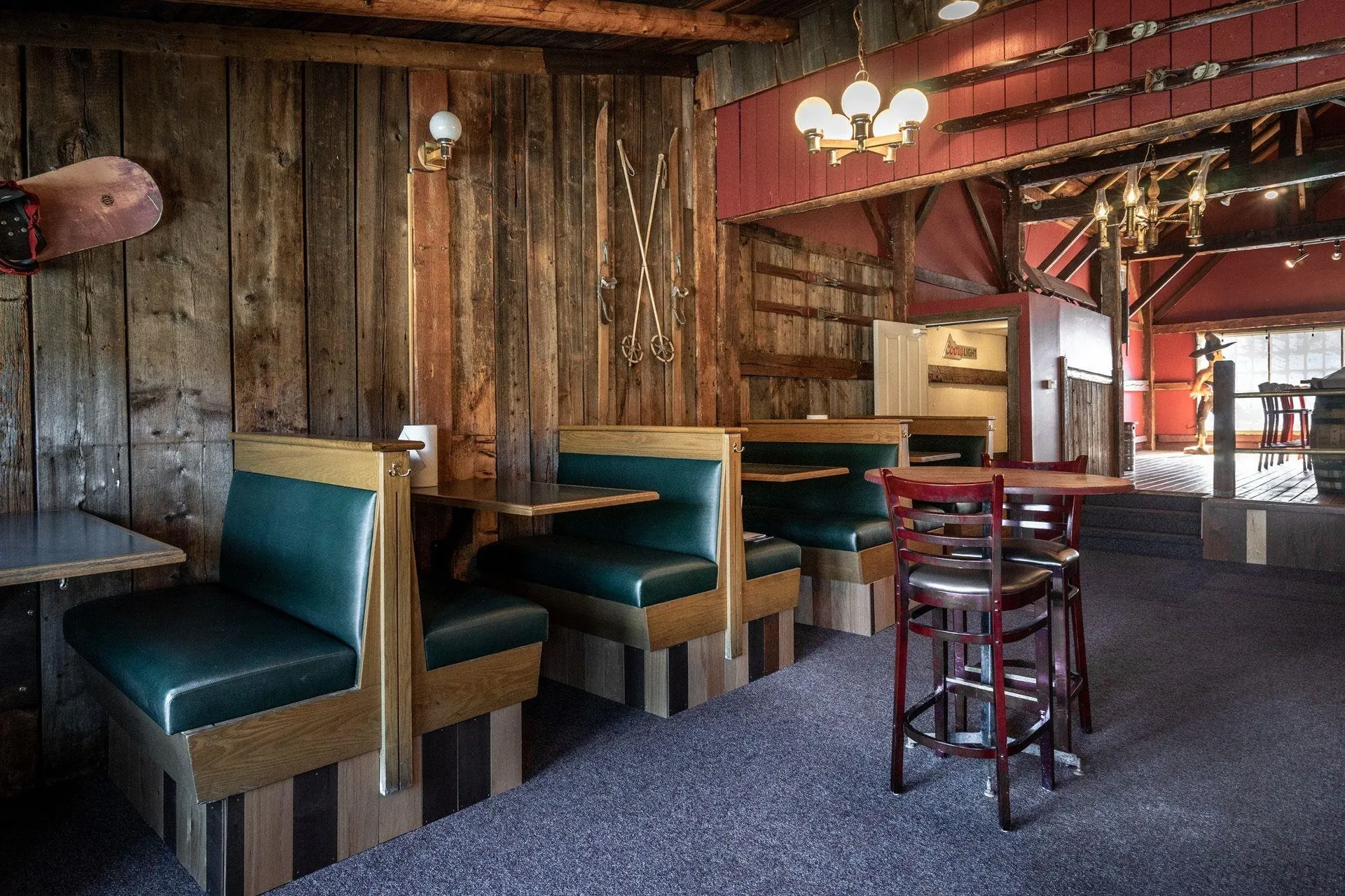 54 East Dover Road Wilmington VT 05363