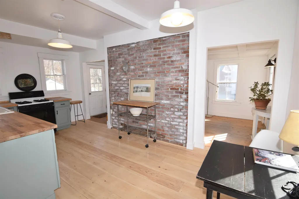 121 Depot Street Wallingford VT 05773